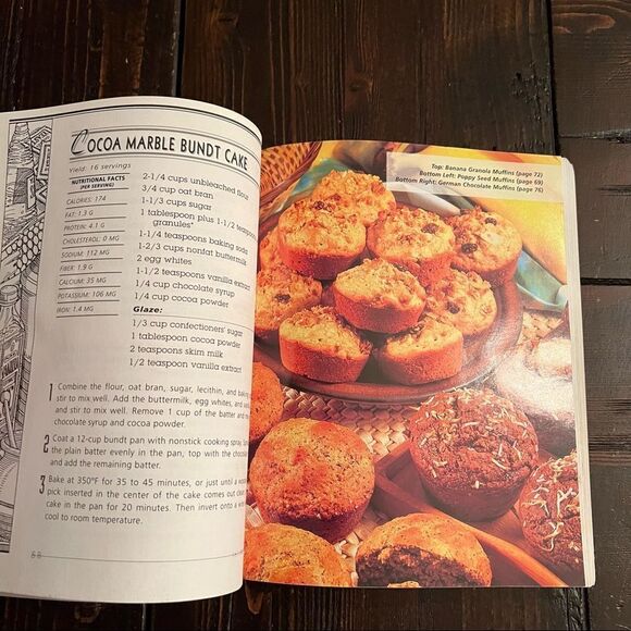 Secrets of Fat-Free Baking Cookbook by Sandra Woodruff - Picture 3 of 8